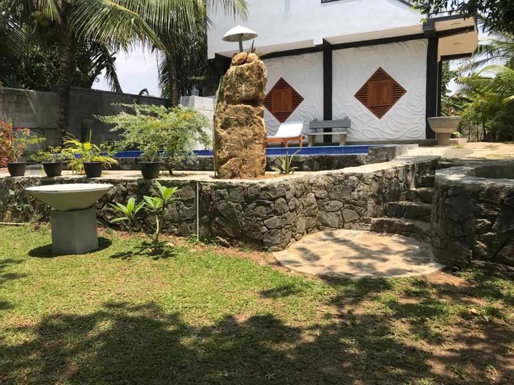 Peaceful Green Villa Unawatuna Exterior photo